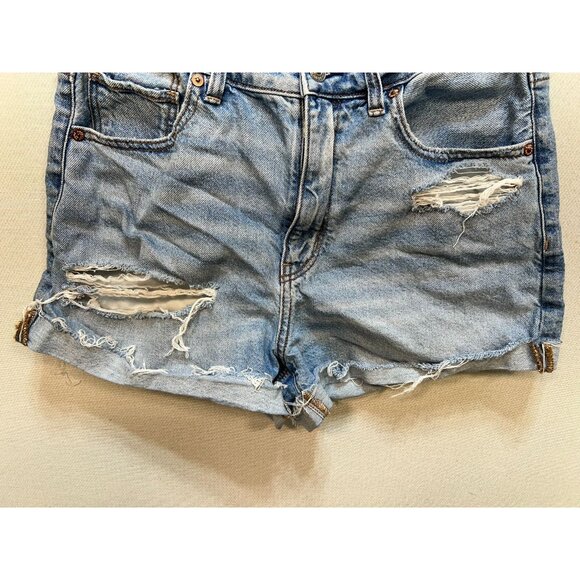 American Eagle Women's Strigid Mom Distressed Cut-Off Shorts Denim Size 6 Blue - Picture 6 of 12